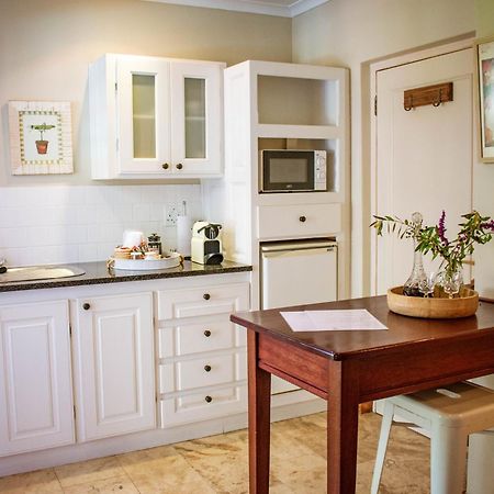 5 Seasons Guest House Стелленбос Экстерьер фото