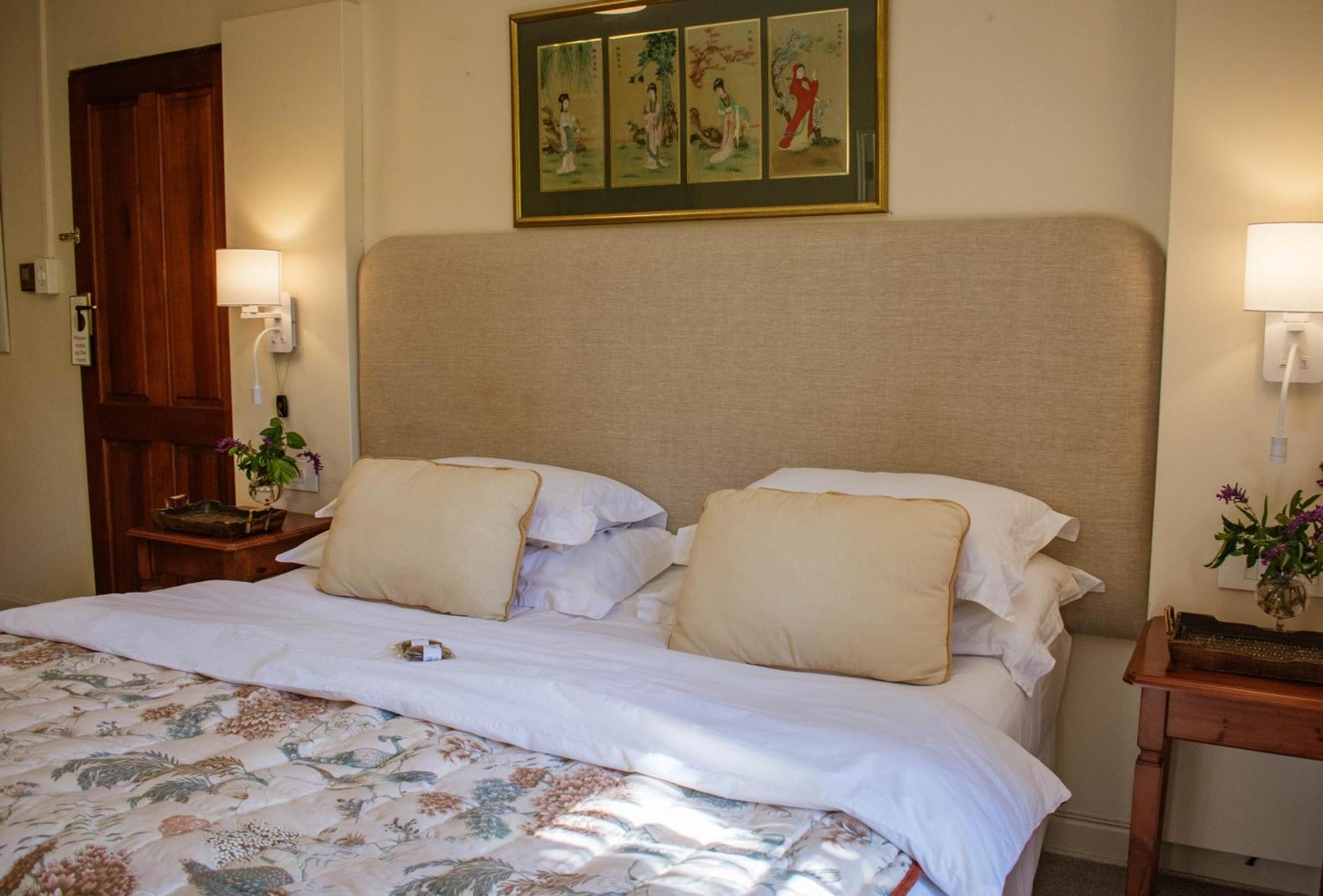 5 Seasons Guest House Стелленбос Экстерьер фото