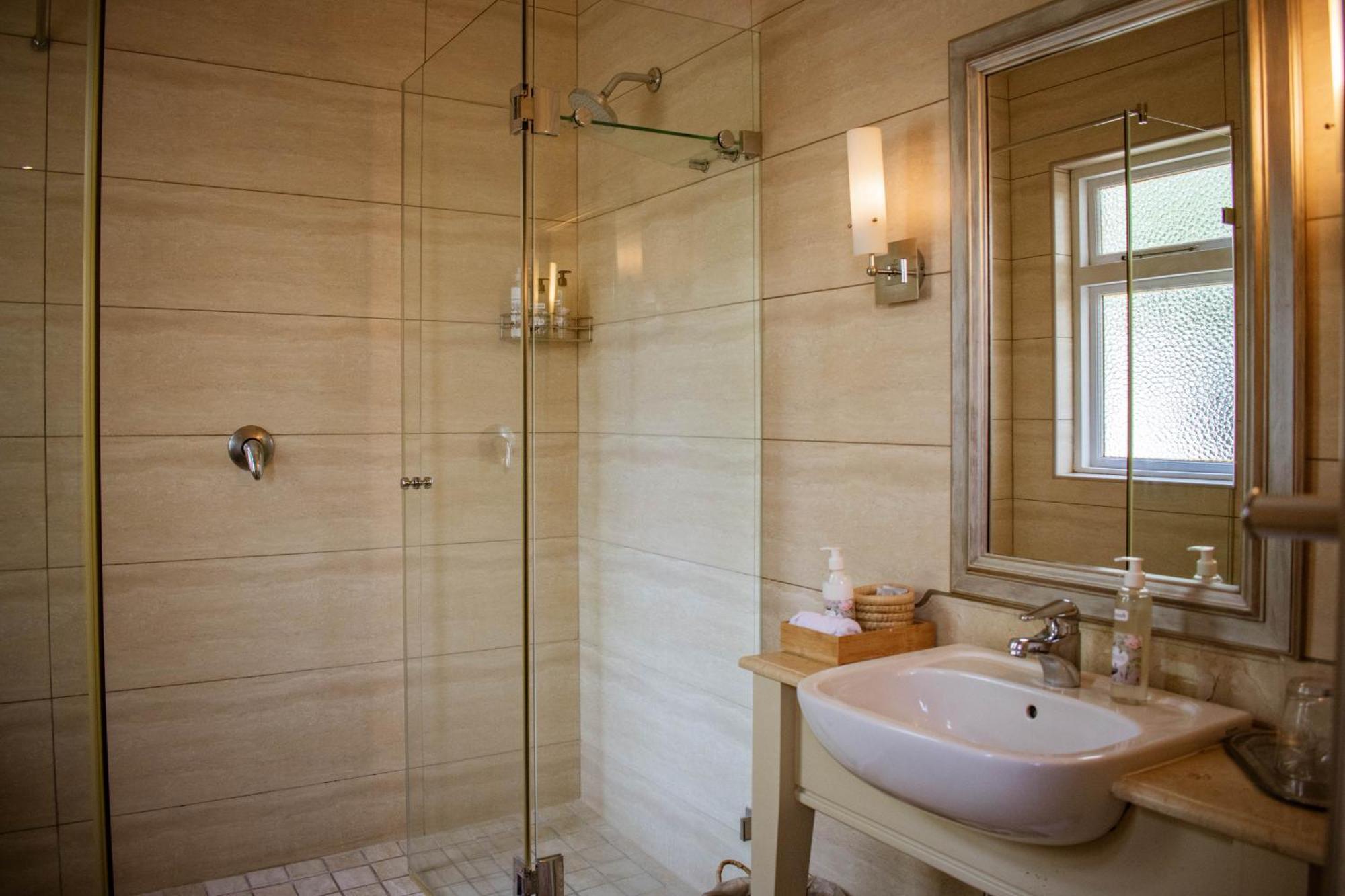 5 Seasons Guest House Стелленбос Экстерьер фото
