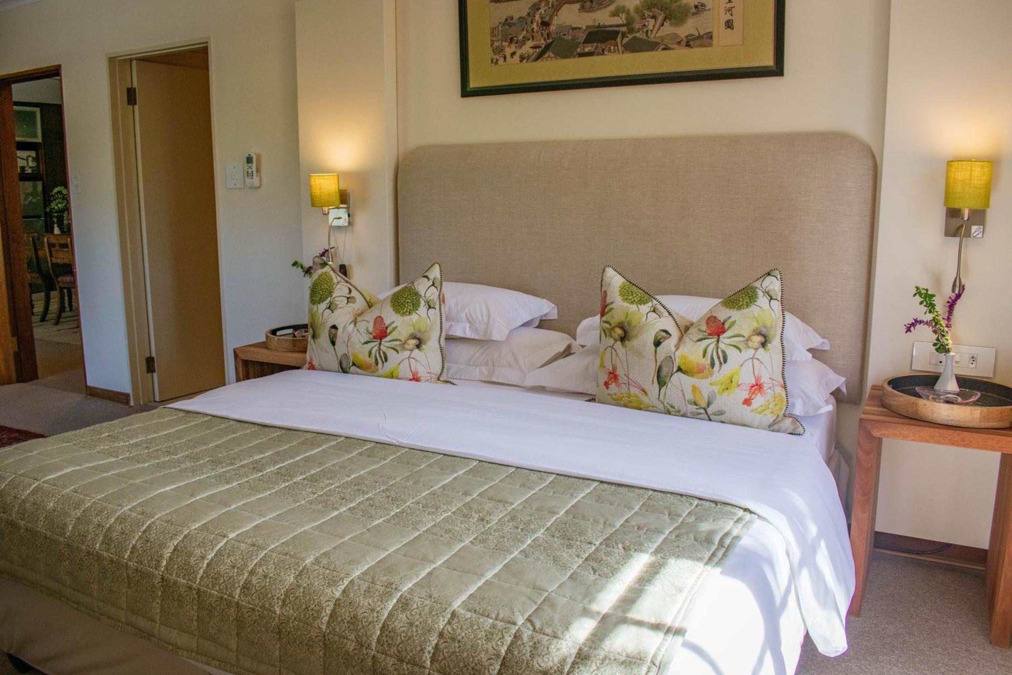 5 Seasons Guest House Стелленбос Экстерьер фото